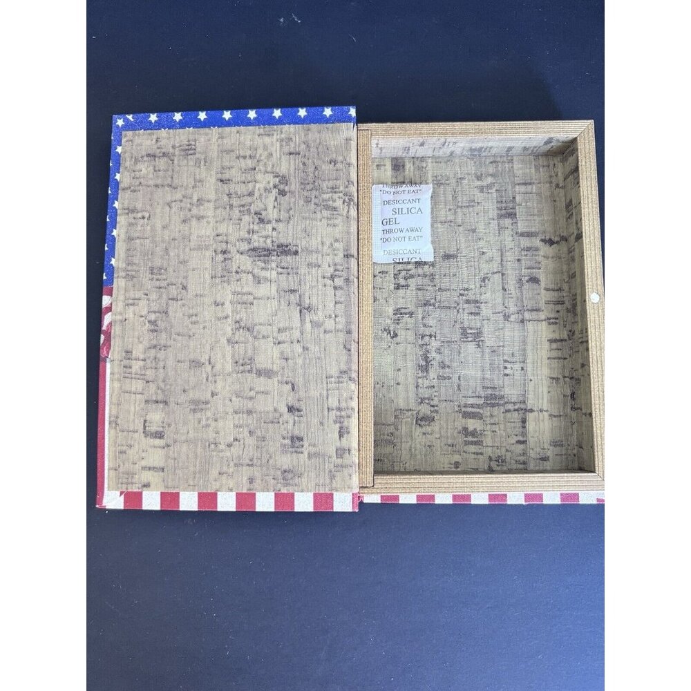 " Land Of Liberty" Hide Away Book - Picture 10 of 10